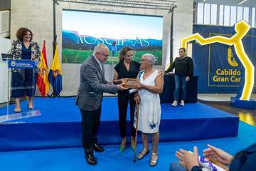 El Cabildo rinde homenaje a 21 mujeres profesionales del sector primario grancanario por el Día Internacional de la Mujer Rural/TA.